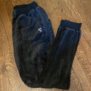 Victoria’s Secret Black Velour Loungewear Joggerd